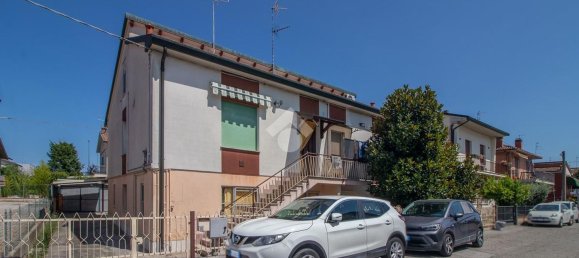 10 rooms Apartment in Ravenna, Italy No. 285214 2