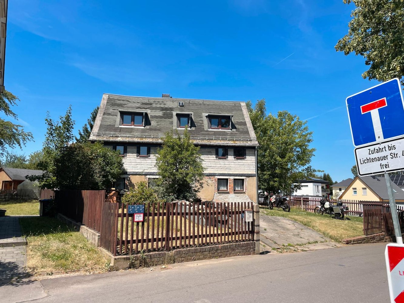 Дом с 7 комнатами в Хемниц, Германия № 352480