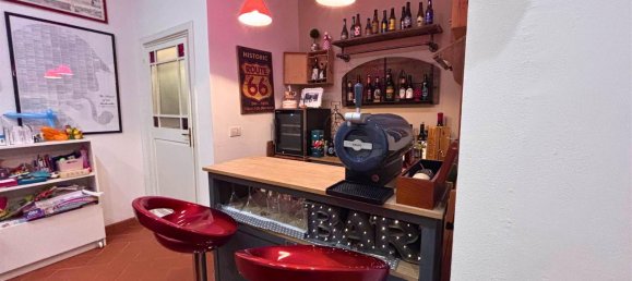 7 rooms Apartment in Florence, Italy No. 32160 15