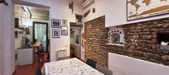 7 rooms Apartment in Florence, Italy No. 32160 16