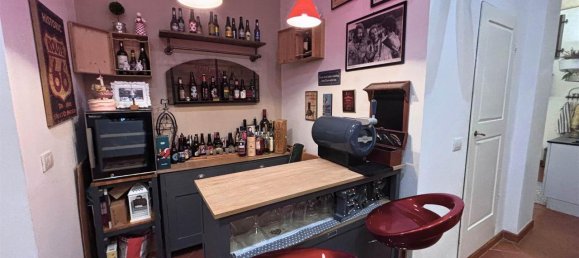 7 rooms Apartment in Florence, Italy No. 32160 13