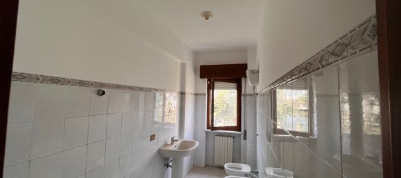 3 rooms Apartment in San Giorgio del Sannio, Italy No. 89084 14