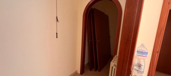 3 rooms Apartment in San Giorgio del Sannio, Italy No. 89084 4