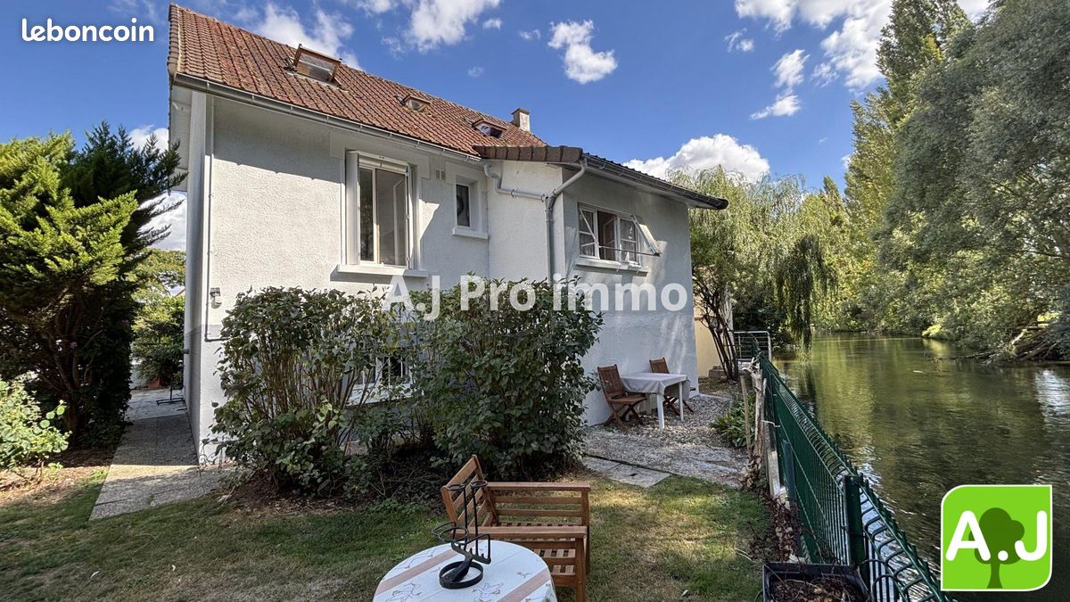 2 Schlafzimmer Haus in Eure, France, Nr. 360637