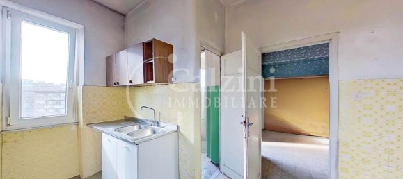 4 rooms Apartment in Rome, Italy No. 27344 9