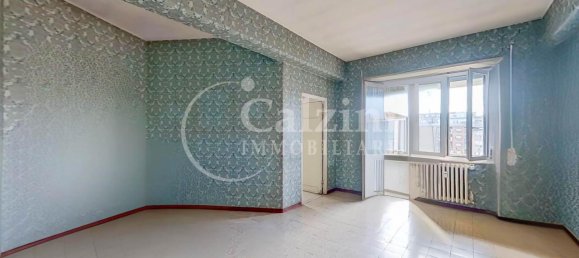 4 rooms Apartment in Rome, Italy No. 27344 2