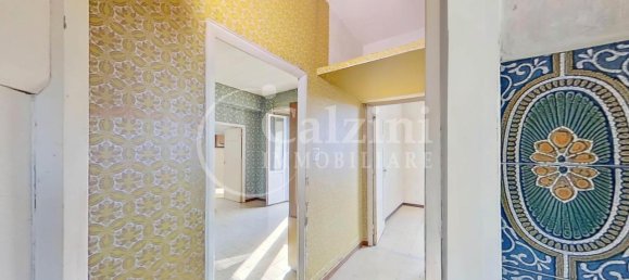 4 rooms Apartment in Rome, Italy No. 27344 27