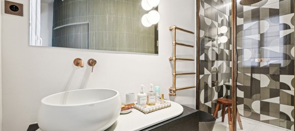 2 bedrooms Apartment in Paris, France No. 111785 7