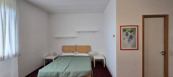 Studio in Milan, Italy No. 314317 4