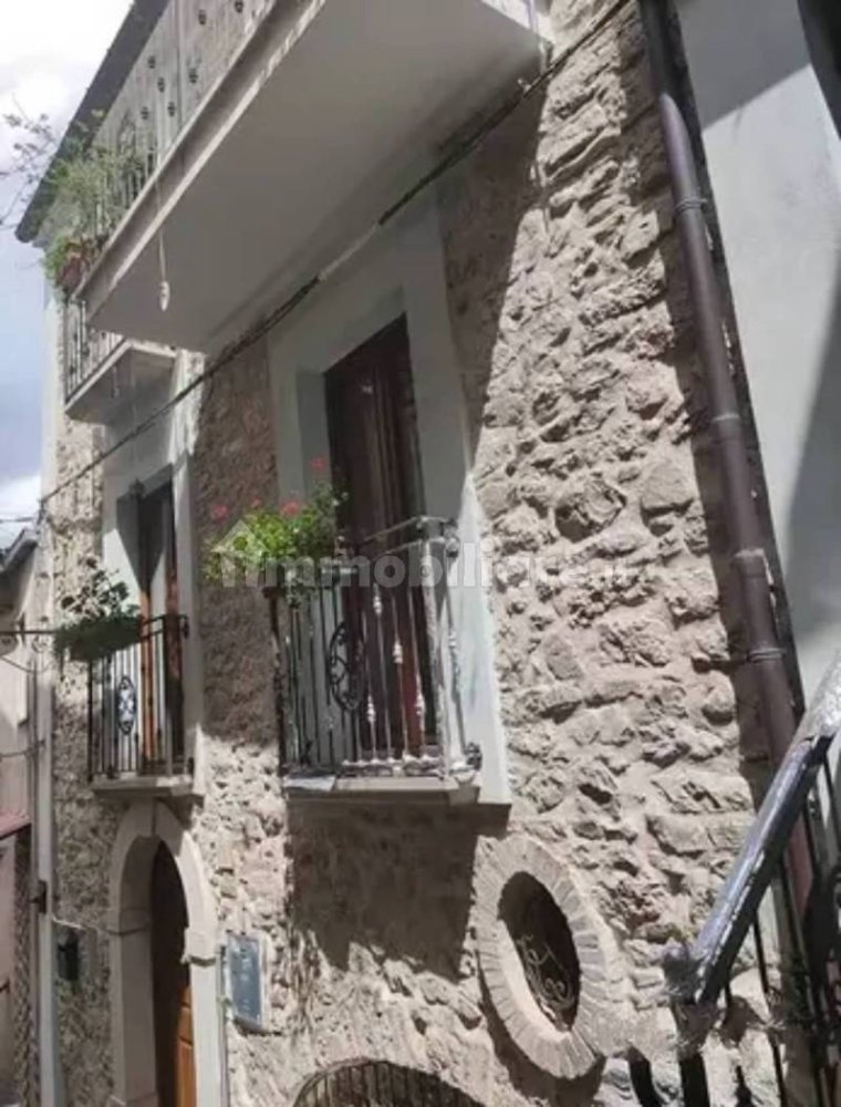 Apartamento de 5 habitaciónes en Mirabello Sannitico, Italy No. 175819
