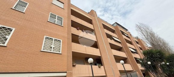 2 bedrooms Apartment in Rome, Italy No. 329420 2