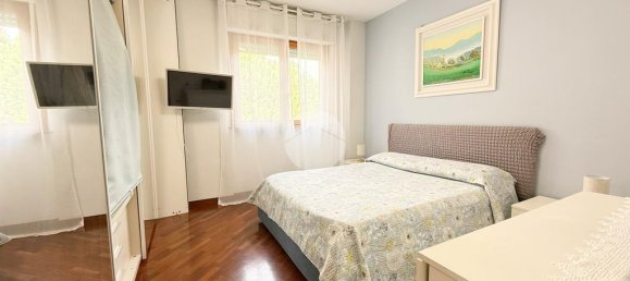 2 bedrooms Apartment in Rome, Italy No. 329420 16