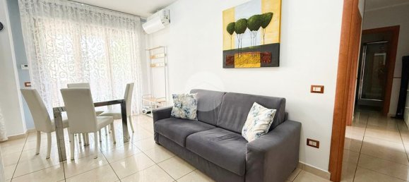 2 bedrooms Apartment in Rome, Italy No. 329420 5