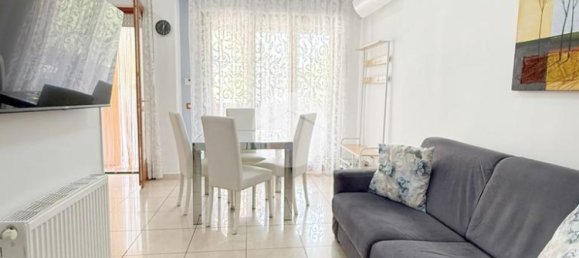 2 bedrooms Apartment in Rome, Italy No. 329420 6