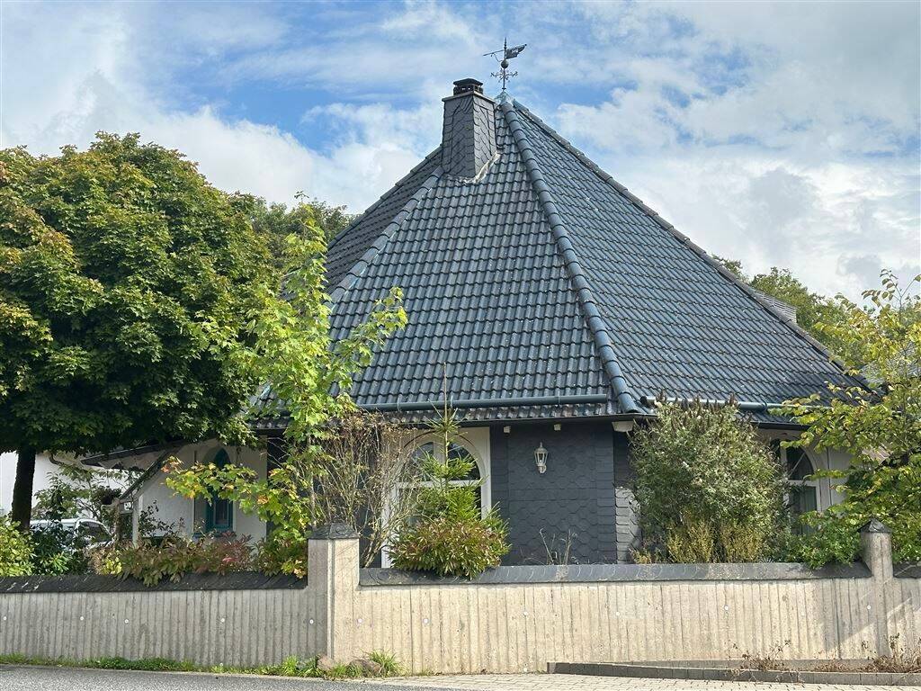 Дом с 5 комнатами в Вестервальд, Германия № 294261