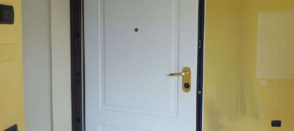 2-salle Appartement à Verdello, Italy No. 6069 8