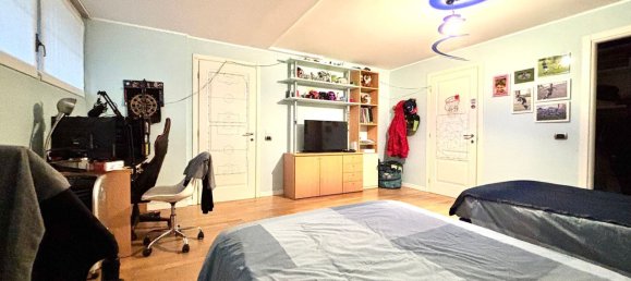 4-salle Appartement à Basiglio, Italy No. 94328 26