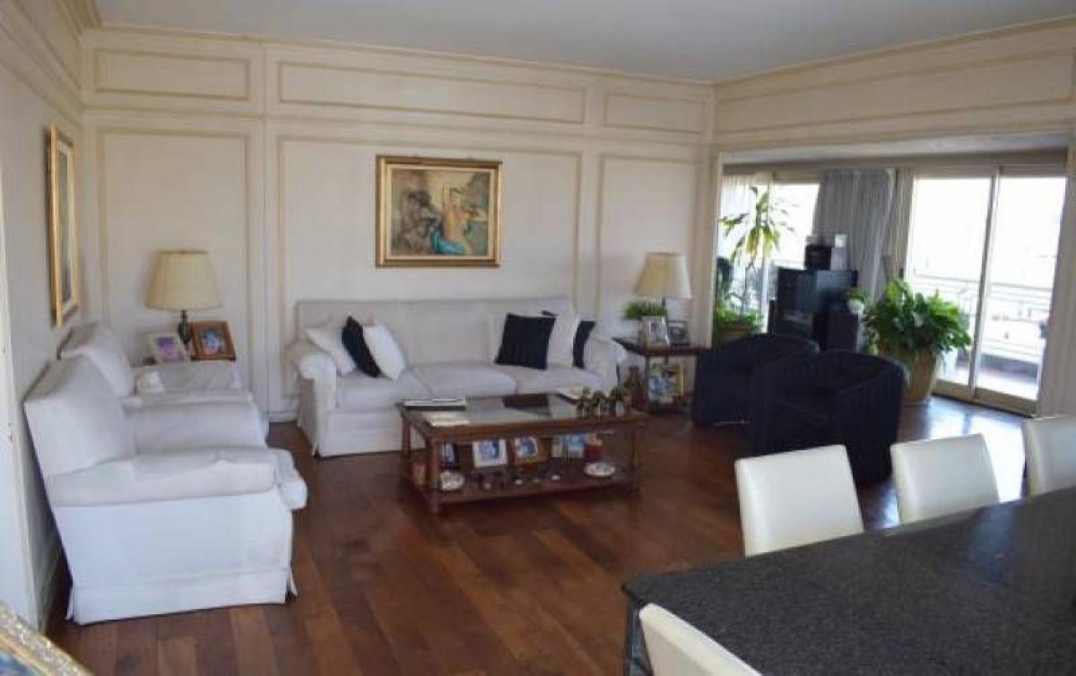 4 bedrooms Apartment in Buenos Aires, Argentina No. 67036