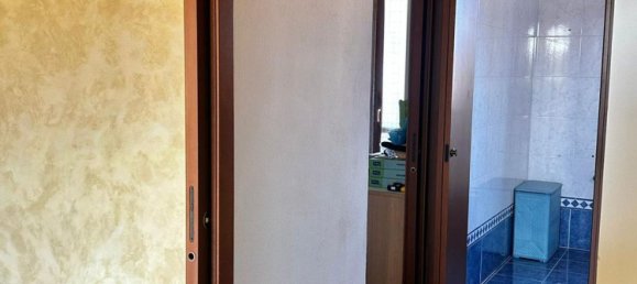 5 bedrooms House in Mairago, Italy No. 364605 16