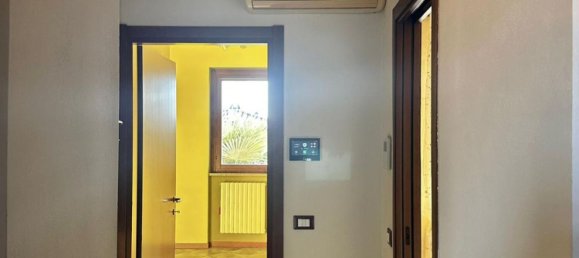 5 bedrooms House in Mairago, Italy No. 364605 15