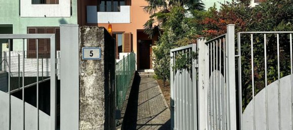 5 bedrooms House in Mairago, Italy No. 364605 20