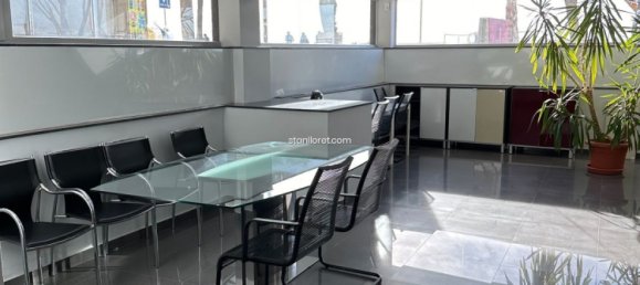 236m² Commercial property in Lloret de Mar, Spain No. 14846 28