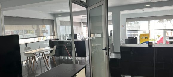 236m² Commercial property in Lloret de Mar, Spain No. 14846 11