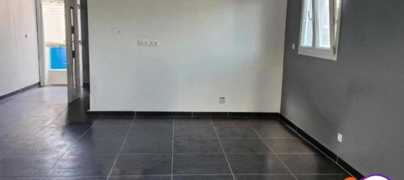 Дом с 3 спальнями в Юканж, Франция № 159028 3