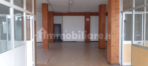 3غرفة عقار تجاري في Carcare, Italy رقم 330004 3