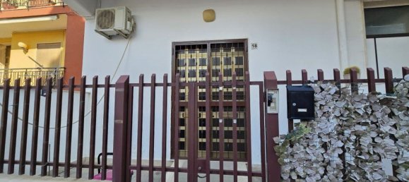 4-Zimmer Haus in Adelfia, Italy, Nr. 163019 2