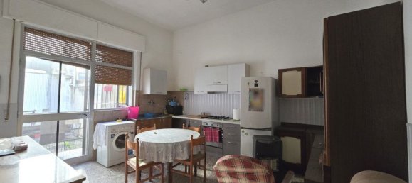 4-Zimmer Haus in Adelfia, Italy, Nr. 163019 8