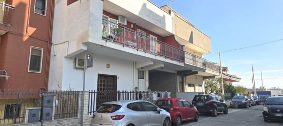 4-Zimmer Haus in Adelfia, Italy, Nr. 163019 3