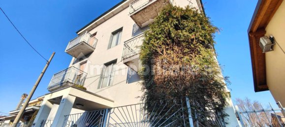 3 Schlafzimmer Wohnung in Paderno Dugnano, Italy, Nr. 193443 2