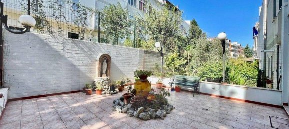 5 rooms Apartment in Altamura, Italy No. 19047 49