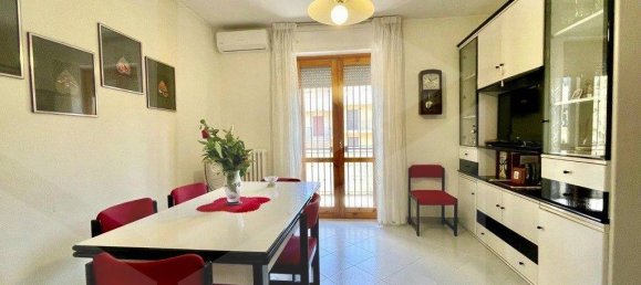 5 rooms Apartment in Altamura, Italy No. 19047 31
