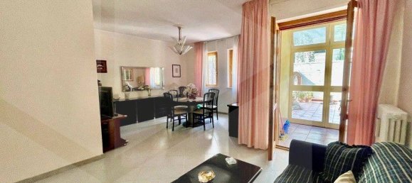 5 rooms Apartment in Altamura, Italy No. 19047 45