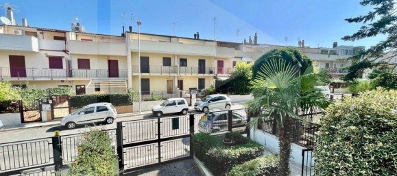 5 rooms Apartment in Altamura, Italy No. 19047 46