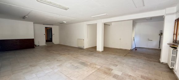 Imóvel comercial em Modena, Italy 155 m² N.º 344090 10