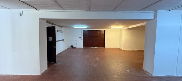 Imóvel comercial em Modena, Italy 155 m² N.º 344090 6