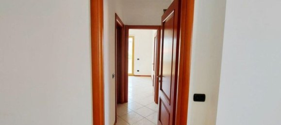 Bureau à Macomer, Italy 179m² No. 376341 19