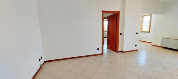 Bureau à Macomer, Italy 179m² No. 376341 16