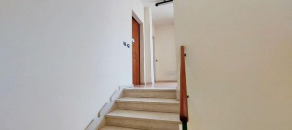 Bureau à Macomer, Italy 179m² No. 376341 14