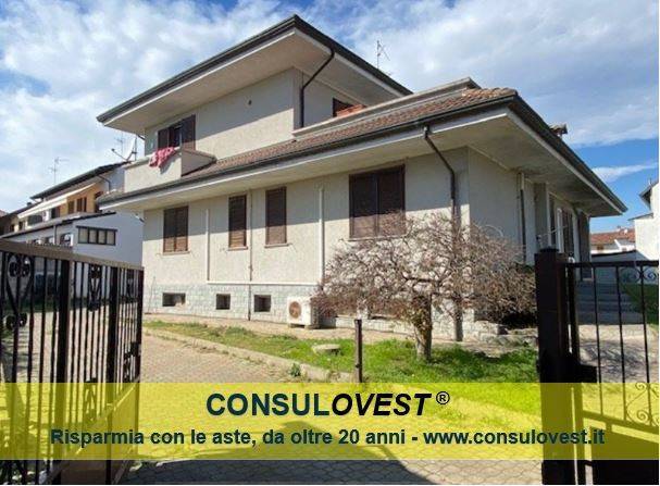 2 chambres Appartement à Confienza, Italy No. 268301