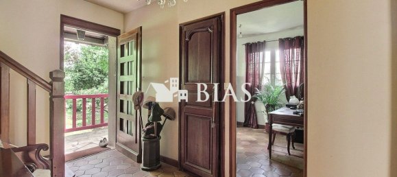 4 bedrooms House in Vitot, France No. 358737 14