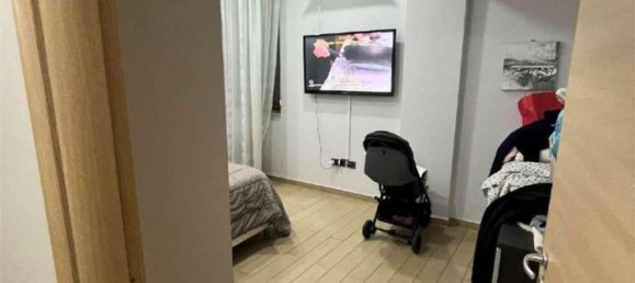 4 rooms Apartment in Naples, Italy No. 98995 7