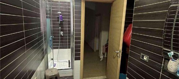 4 rooms Apartment in Naples, Italy No. 98995 11