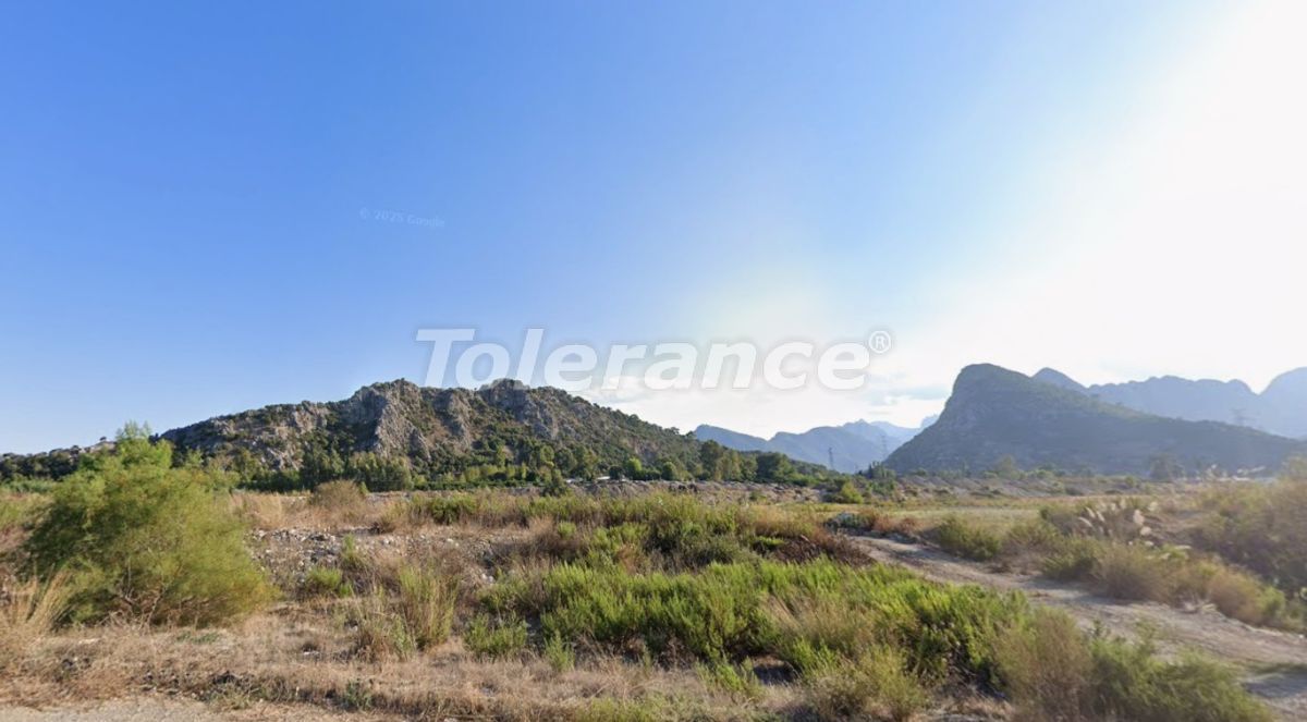 2429m² Land in Antalya, Turkey No. 50813