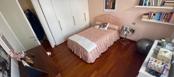 6 rooms House in Ferrara, Italy No. 106635 20