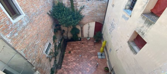 6 rooms House in Ferrara, Italy No. 106635 29