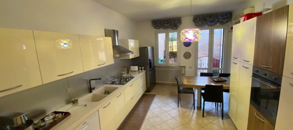 6 rooms House in Ferrara, Italy No. 106635 49